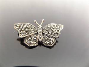 lot 34 image: .925 Sterling Silver Art Nouveau Butterfly Brooch