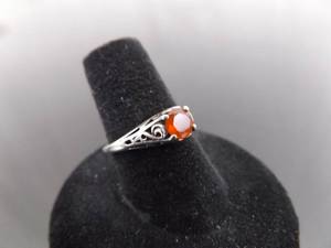 lot 66 image: .925 Sterling Silver Carnelian Crystal Ring Size 7