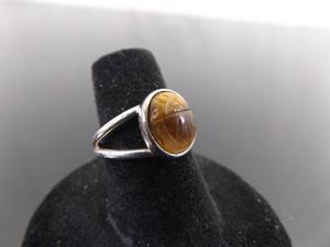 lot 69 image: .925 Sterling Silver Carved Scarab Tigers Eye Ring Size 6