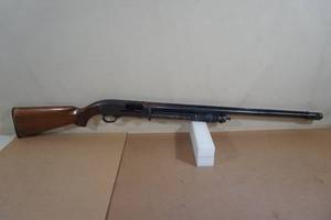 lot 5 image: Vintage Sears 12 Gauge Pump Shotgun - Missing Parts