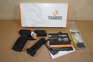 lot 13 image: NEW Taurus G3 9mm Semi-Auto Pistol