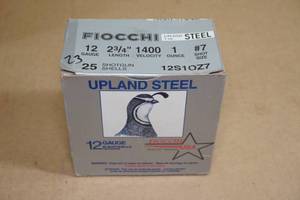 lot 106 image: 23 Fiocchi Upland Steel 12 Gauge 2-34 7 Shot Shotshells