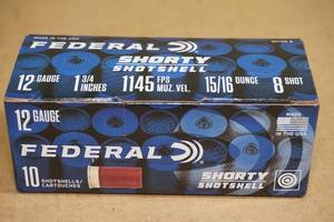 lot 122 image: 10 Federal Shorty 12 Gauge 1-34 8 Shot Shotshells