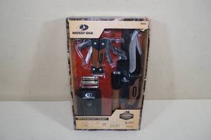 lot 140 image: NEW Mossy Oak 3PK Everday Carry Knife Set