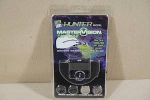 lot 171 image: Master Vision Hunter Model Cap Light