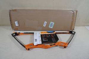 lot 180 image: Bear Archery Apprentice Youth Compound Bow Set