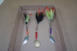 lot 205 image: Bucktail Muskie Spnning Lures