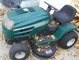 Ranch King 1742 Riding Lawn Mower,