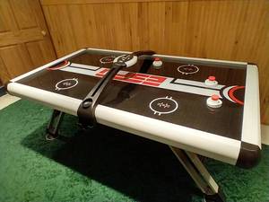 lot 91 image: ESPN Air Hockey Table