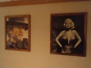 lot 117 image: Clint Eastwood & Marilyn Monroe Pics