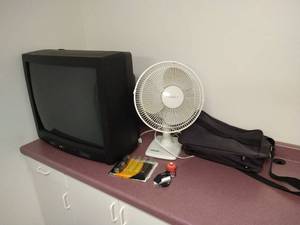 lot 121 image: TV, Fan & Miscellaneous