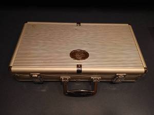 lot 135 image: Budweiser Poker Chip Set
