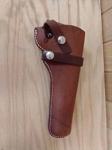 lot 149 image: Hunter 1100F 60 Leather Holster