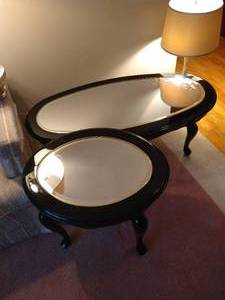 lot 41 image: Matching Mirrored Coffee Tables