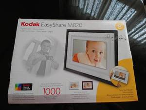 lot 56 image: Kodak Easy Share Electric Pic Frame