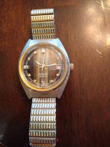 lot 57 image: Vintage Longune Astromatic 25 Watch