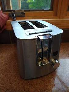 lot 73 image: Black & Decker Toaster
