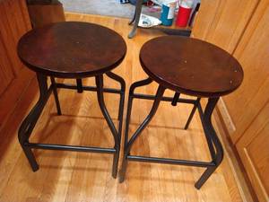 lot 88 image: Matching Stools