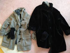 lot 185 image: Womens XL Coats