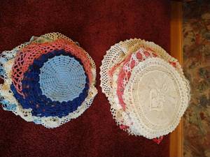 lot 187 image: Small & Medium Doilies