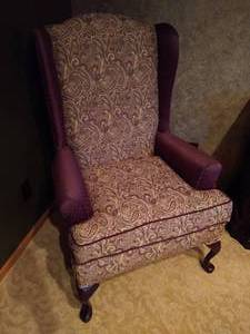 lot 303 image: Nice Occasional Chair
