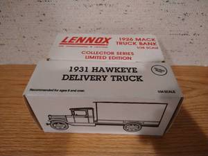 lot 341 image: (2) Ertl Die-Cast Truck Banks