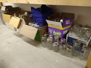 lot 350 image: HUGE Lot of Canning Jars