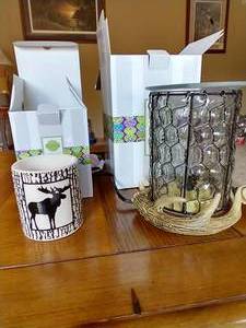 lot 365 image: Scentsy Antler Lodge Wax Warmer & Yukon King Wall Warmer