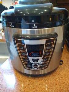lot 388 image: Power Cooker 8 Qt Pressure Cooker