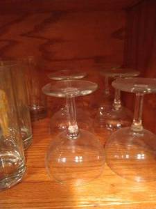 lot 486 image: Shelf of Glasses
