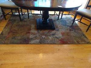 lot 510 image: Large Area Rug