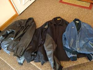 lot 536 image: Mens Heavy Coats
