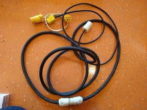 lot 614 image: Three Electrical Cords