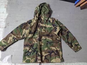 Vintage US Military Camouflage Cold Weather Parka