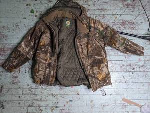 Cabelas Camouflage Hunting Jacket-XL