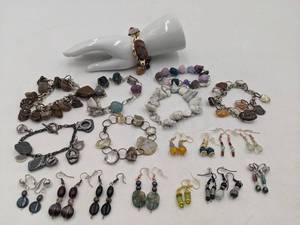 Beautiful 20-Piece Jewelry Collection-Earrings & Bracelets