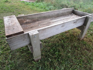 Bunk feeder, wooden 38W x x84L x ...