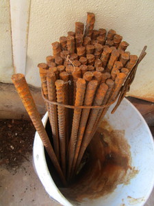 Rerod #4 bar, 24 approx 70 pieces...