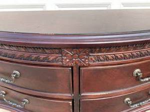 lot 2 image: Classic Sideboard with 4 Drawers