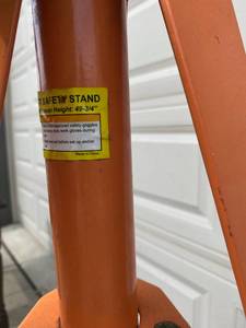 lot 51 image: Two ton Under Hoist Stand
