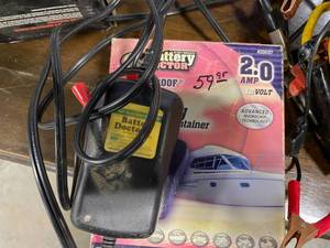 lot 81 image: Battery Accessories