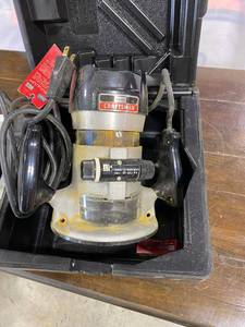 lot 98 image: Craftsman Router