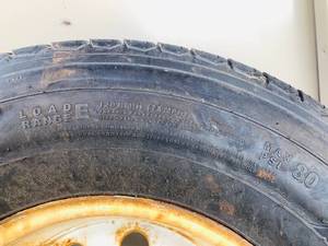 lot 120 image: Spare Trailer Tire
