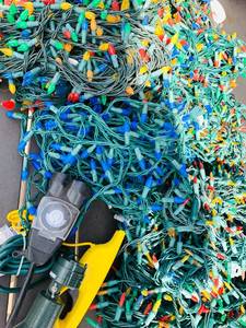 lot 142 image: Holiday Colorful Light Haul