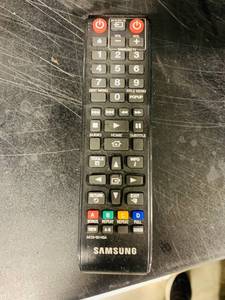 lot 160 image: Samsung 70 inch Smart TV