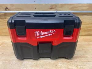 lot 48 image: MILWAUKEE M18 18-Volt 2 Gal. Lithium-Ion Cordless WetDry Vacuum (Tool-Only)