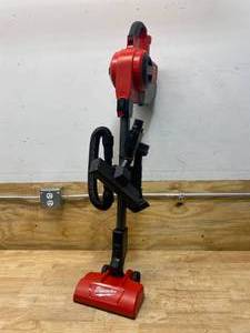 lot 36 image: MILWAUKEE M18 FUEL 18-Volt Lithium-Ion Brushless 0.25 Gal. Cordless Jobsite Vacuum (Tool-Only)