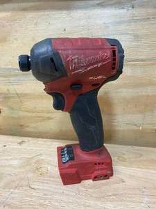 lot 13 image: MILWAUKEE M18 FUEL SURGE 18V Lithium-Ion Brushless Cordless 14 in. Hex Impact Driver (Tool-Only)