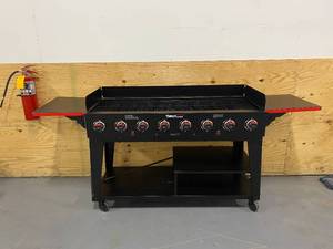 lot 2 image: ROYAL GOURMET Large Event 8-Burner Gas, 104,000 BTU Liquid Propane Grill