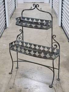 lot 26 image: Salterini Metal Plant Stand Trellis